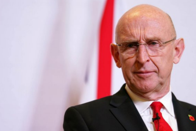 Müdafiə naziri: “50 gün ərzində Ukrayna ciddi silahlandırılmalıdır”