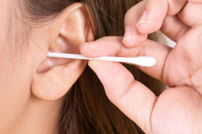 Qulaq çöpündən istifadə etməyin – Həkim xəbərdarlıq etdi