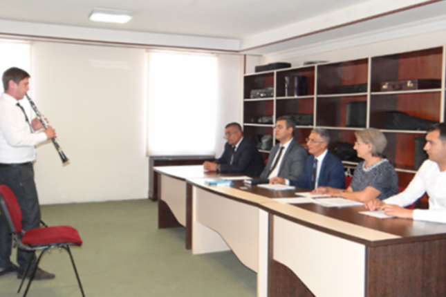 İmtahandan kəsilən bu musiqi müəllimlərinə şans veriləcək