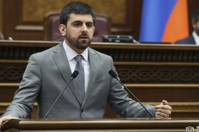 “Gözləməyə vaxt yoxdur, sülh sazişi imzalanmalıdır”
