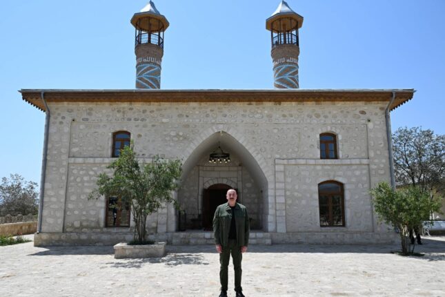 Ağdamda tarixi məscidin binasının bərpadan sonra açılışı oldu – Fotolar