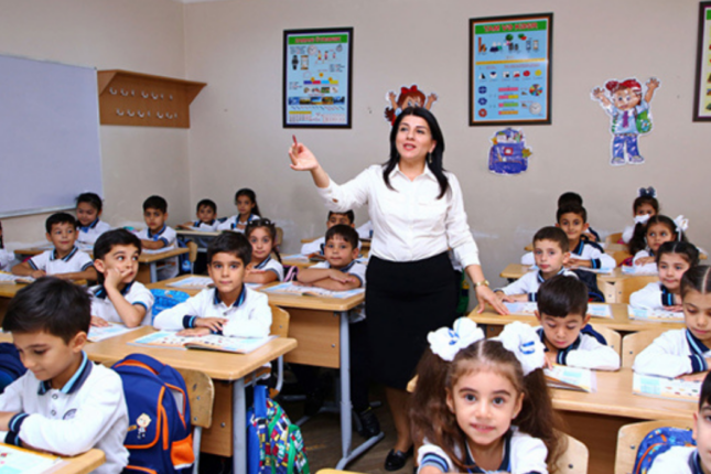 Müəllimlərə güzəştli kart veriləcək