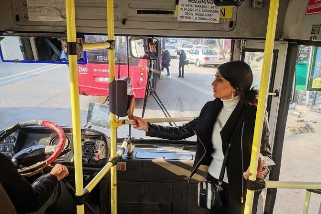 Şəhid xanımını təhqir edən avtobus sürücüsü cərimə edildi