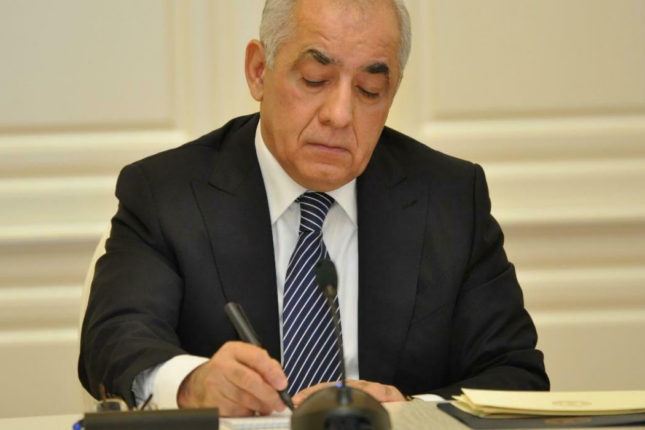Əli Əsədov qərar imzaladı