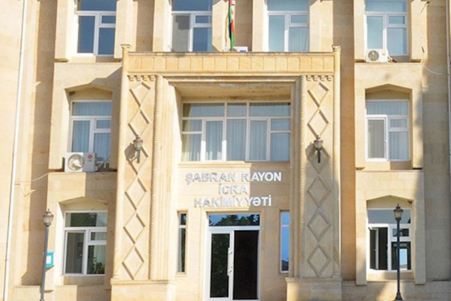 Gül kollarının alınması məxfi məlumatdır? – Şabranda müəmmalı tender