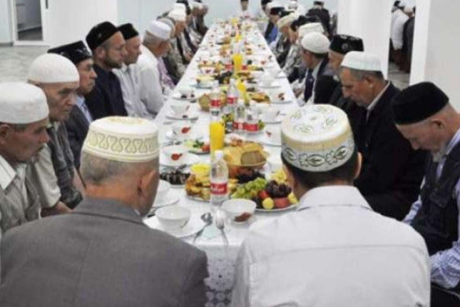 Yas mərasimlərimiz “obed”ə oxşayır – İlham Əziz