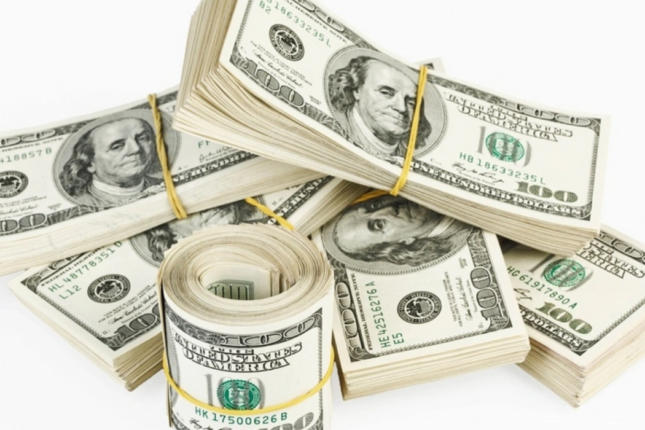 Dollar almaq istəyənlərin NƏZƏRİNƏ