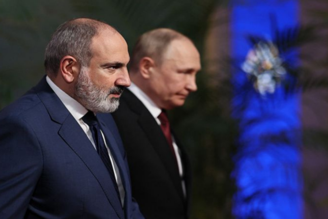 Paşinyan: Putinlə “çörək kəsmişik”, lakin bəzi Rusiya TV-ləri bütün sərhədləri keçib