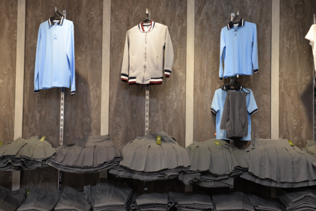 Məktəbli formaları ilə bağlı MÜHÜM AÇIQLAMA