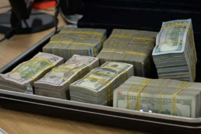 Xarici maliyyə mənbələri ilə bağlı bank əməliyyatları sərtləşdirildi