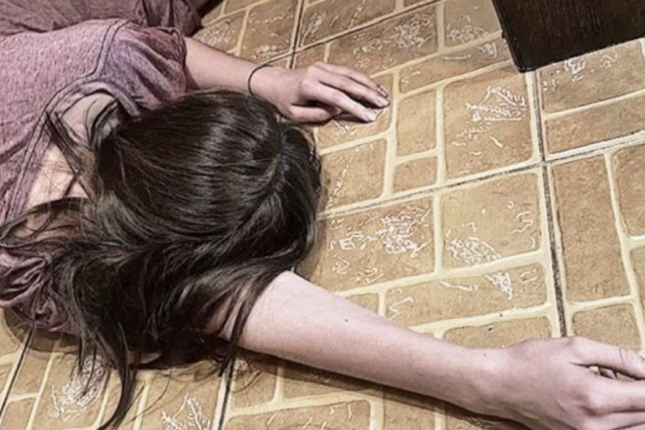 Gəncədə 22 yaşlı qız döyülərək öldürülüb, atası saxlanılıb