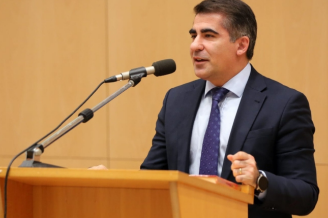 Tələbə ayda 550 manat təqaüd ala bilər – Nazirin müşaviri