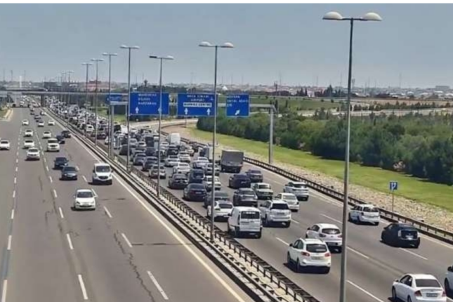Aeroport yolundakı ağır qəzanın VİDEOSU