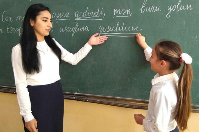 Bu müəllimlərin maaşı 35% artırılıb