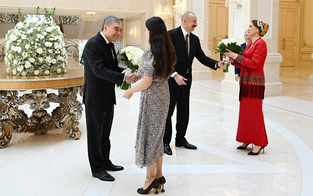 Leyla Əliyeva həmin görüşdən fotolar paylaşdı