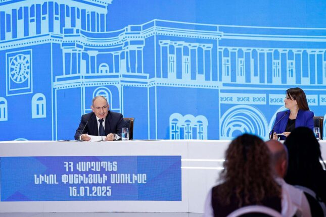 Paşinyan: Ermənistanı Serj Sarkisyandan azad etdiyimiz kimi, kilsəni də azad edəcəyik