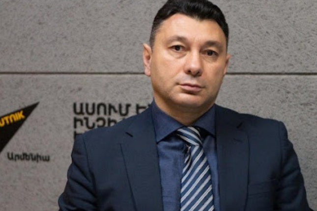 Şarmazanov: “Ermənistan vilayətə çevrilir”