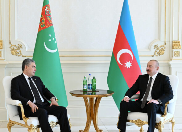 İlham Əliyevin Qurbanqulu Berdiməhəmmədov ilə görüşü olub