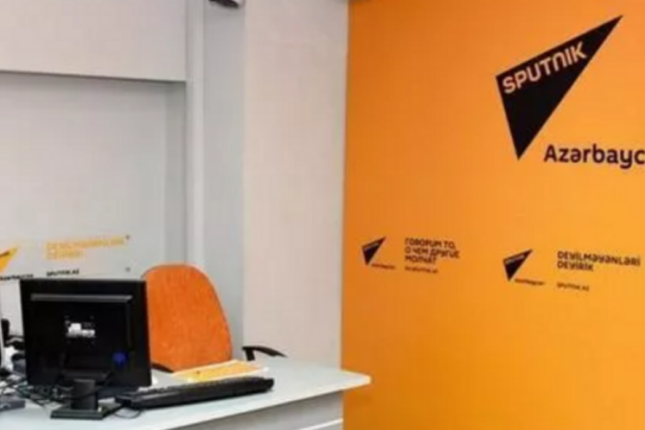 “Sputnik Azərbaycan”ın beş əməkdaşı sərbəst buraxıldı