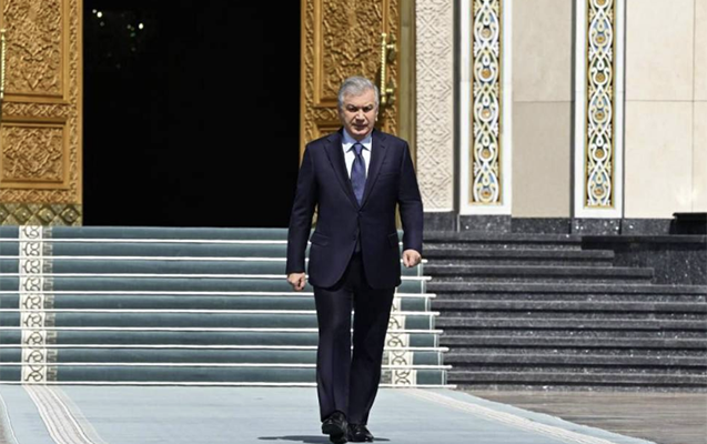 Mirziyoyev Azərbaycana yola düşdü