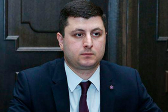 Abramyan: “İrəvan Bakının maraqlarını qorumaq üçün vaxt itirmir”