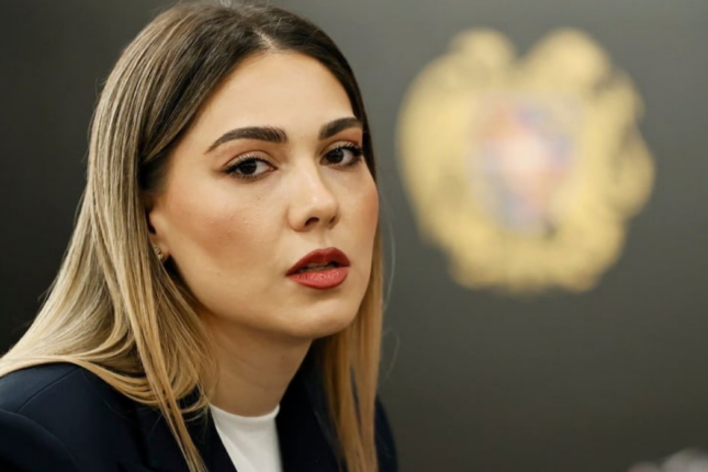 Erməni nazir: “Yeni Konstitusiya layihəsi ilin sonuna kimi hazır olacaq”