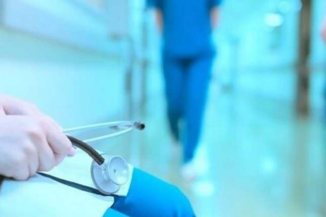 Sumqayıtdakı yanğında 17 nəfər tüstüdən zəhərləndi (SİYAHI)