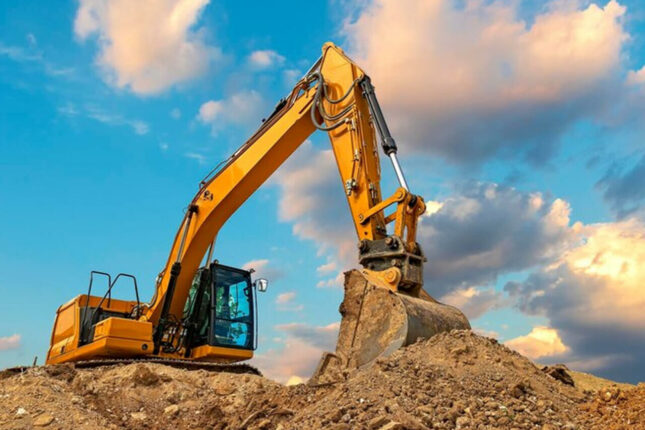 Bakıda sökülən məşhur hotelin yerində görün nə tikilir