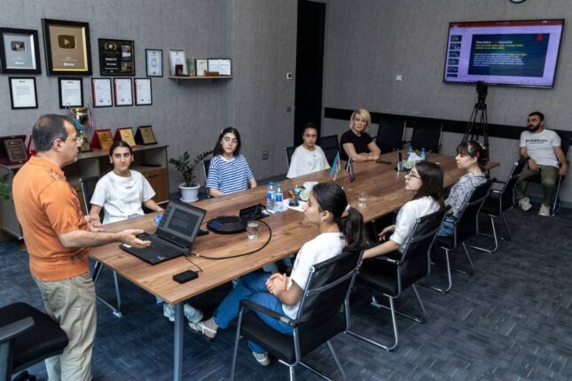 “Yaşatmaq uğrunda” layihəsində təlimlər bitti-FOTOLAR