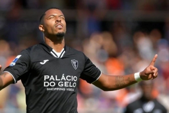 “Qarabağ” braziliyalı hücumçu transfer edir