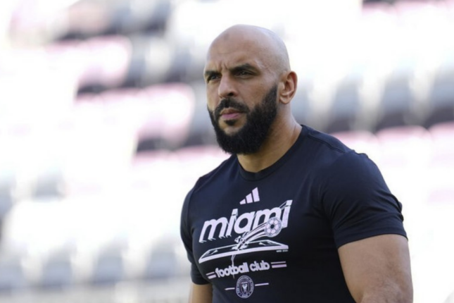 Messinin mühafizəçisi matçlardan uzaqlaşdırılıb