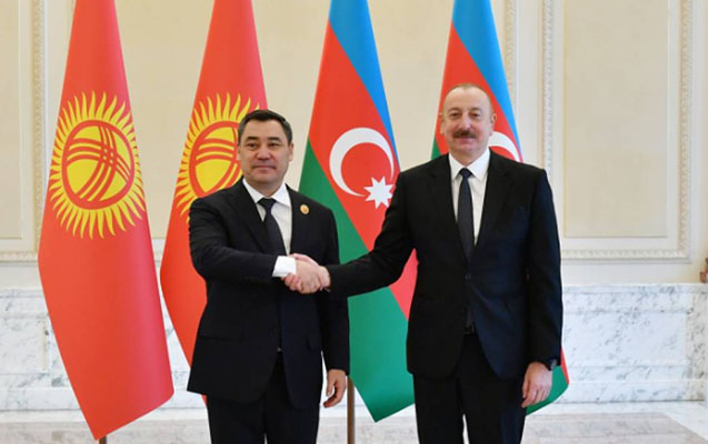 İlham Əliyev həmkarını təbrik etdi