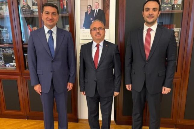 Hikmət Hacıyev Birol Akgünlə görüşdü