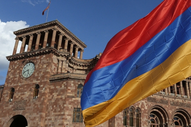 Erməni ekspert: “Müxalifət və separatçılar Qarabağda meşələri və qızıl mədənlərini talayırdılar”