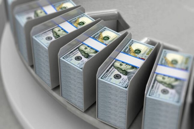 Azərbaycanda yarım milyardlıq cinayət işi: Hakim vəsatətləri təmin etmədi