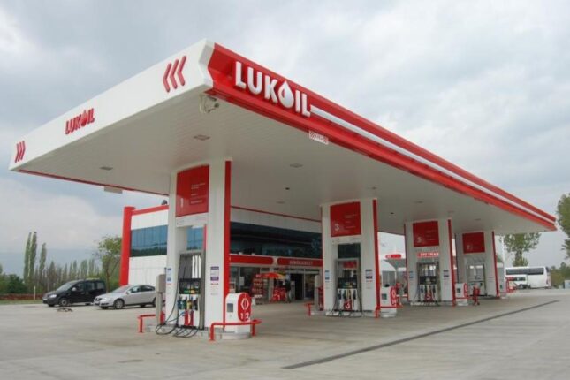 “Lukoil”da sürücüləri belə aldadırlar… DİQQƏTLİ OLUN!