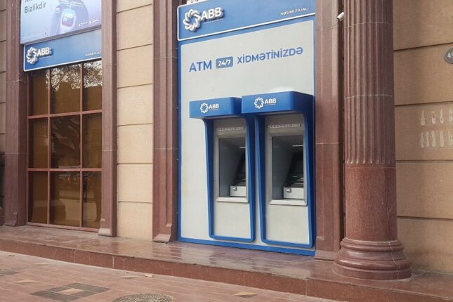 ABB bankomatları kartları udur – Foto