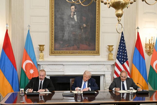 İran saytı: “Vaşinqton razılaşması bölgəyə böyük fayda verəcək”