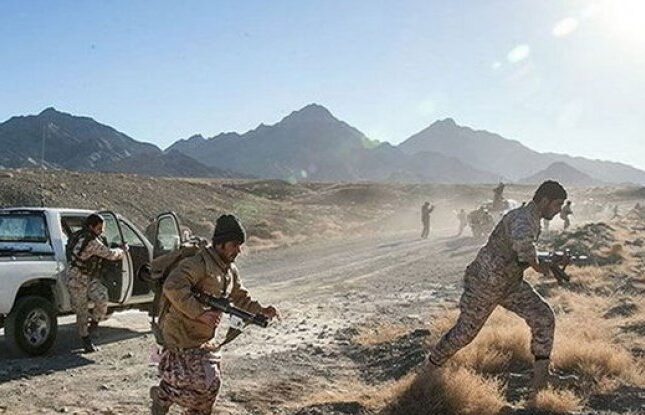 İran bir gündə 50 əsgər itirib: Bəlucistanda silahlı toqquşma