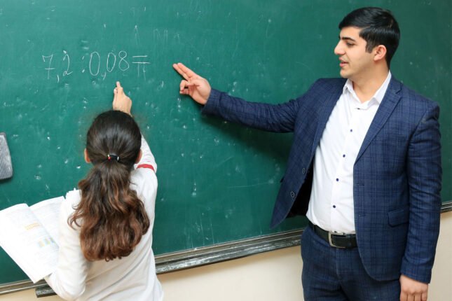 Müəllimlik ixtisaslarında təhsil haqları nə qədər bahalaşıb? – QİYMƏTLƏR