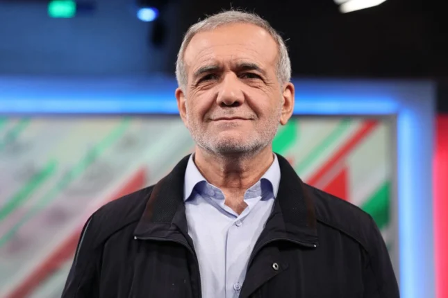 Mühafizəkarlar Pezeşkianı cinayət işi ilə hədələyirlər