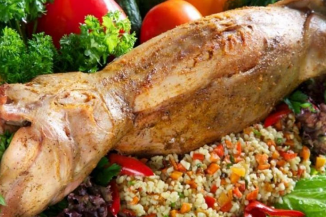 Az yağlı, yüksək proteinli: Dovşan ətinin üstünlükləri