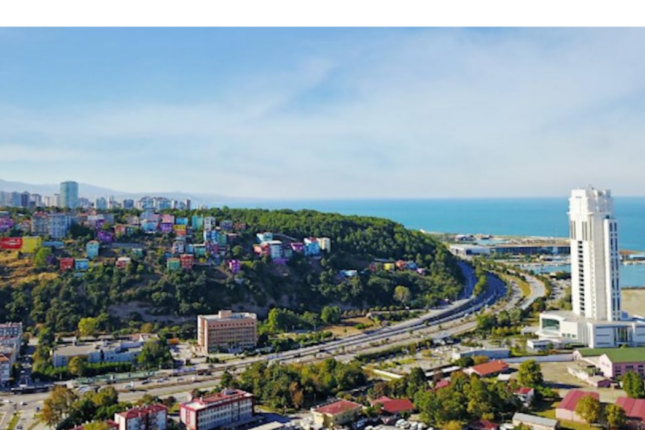 Qonşusunun evindən 1 milyon 700 minlik qızıl oğurladı – Foto