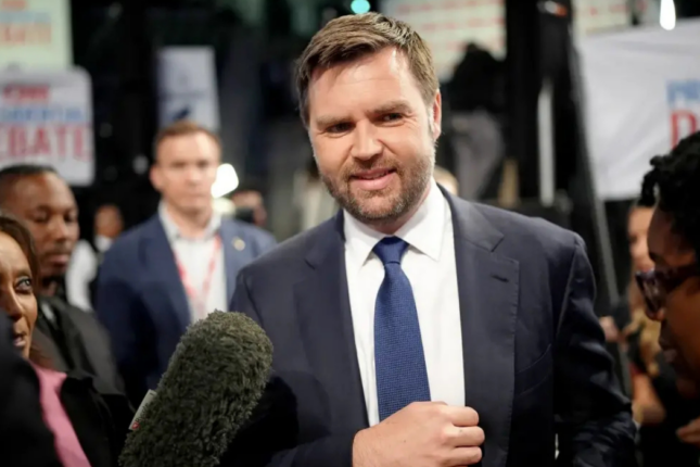 Vens Trampın səlahiyyətlərini icra etməyə hazır olduğunu bəyan edib