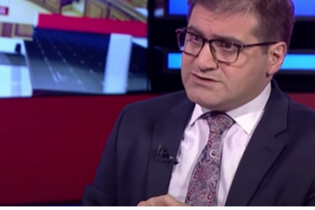 “Müharibə vaxtı İrandan silah istədik, vermədilər”