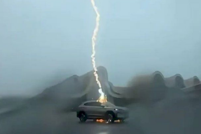 Elektromobil sürücülərinin NƏZƏRİNƏ: İLDIRIM ÇAXANDA…