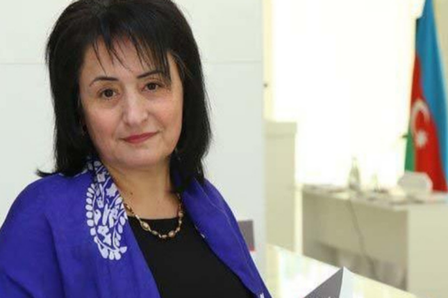 Bakıda jurnalist çay qiymətinə etiraz etdi: “26 manat 40 qəpik – bu nə deməkdir?”