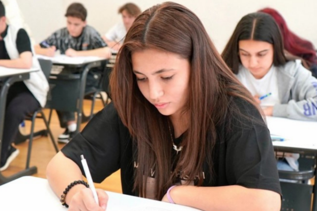 Ali məktəblərə ixtisas seçimində hansı qrup öndə gedir? (SİYAHI)