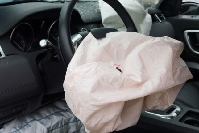 Gəncədə avtomobil idarəetmədən çıxdı: III MDB Oyunlarının meneceri həyatını itirdi