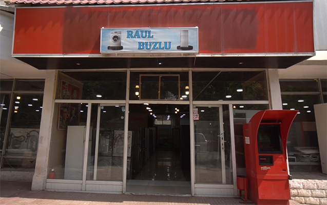 Yanğın təhlükəsi olan mağaza bağlandı – Video